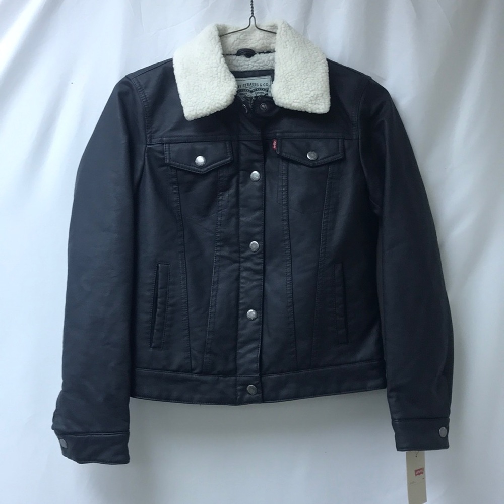 Levi’s women Sherpa lines faux leather trucker jacket xs